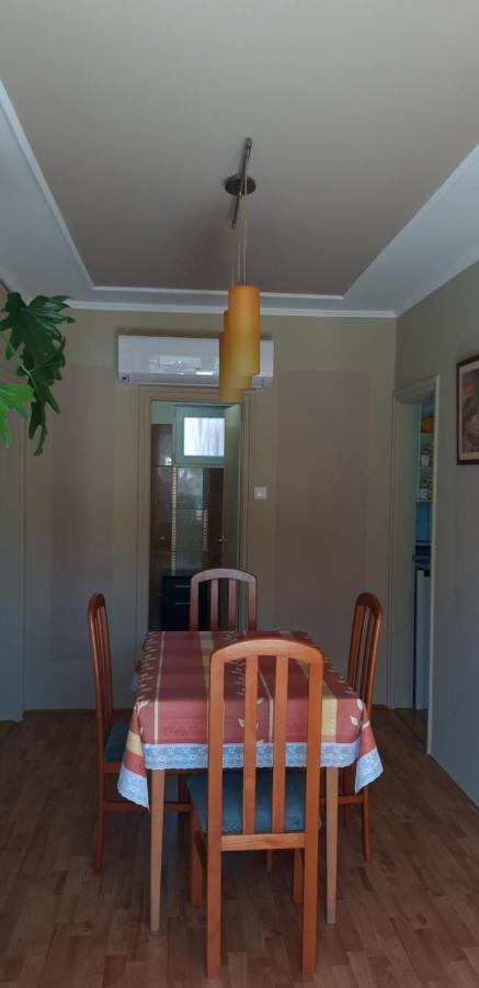 Ildi Apartman 기에네스디아스 외부 사진
